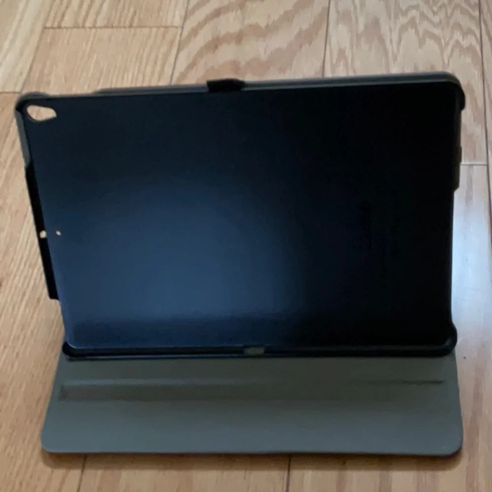 Cover for iPad Air 3